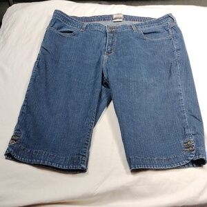 Levi's 512 women's shorts size 24W